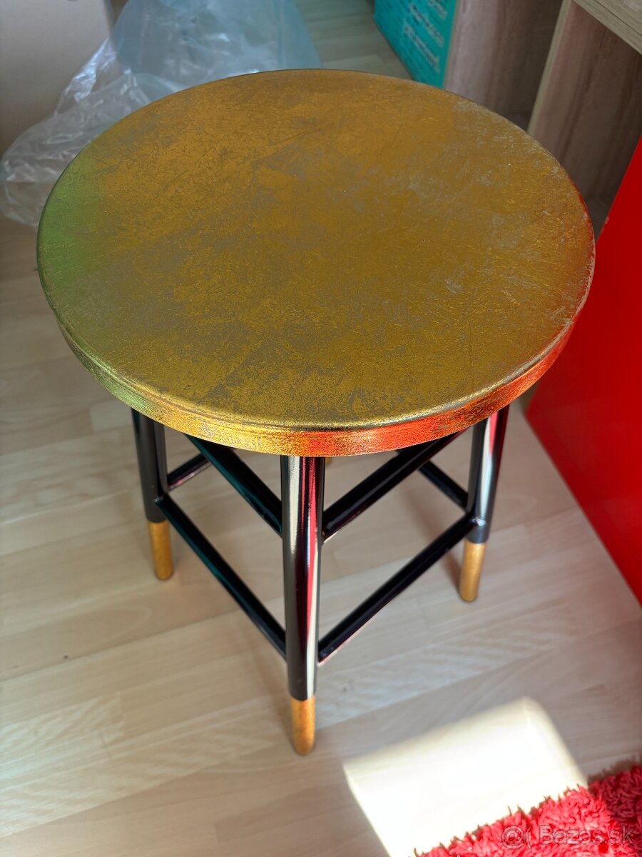 Barovy stolcek zlato cierny - 3