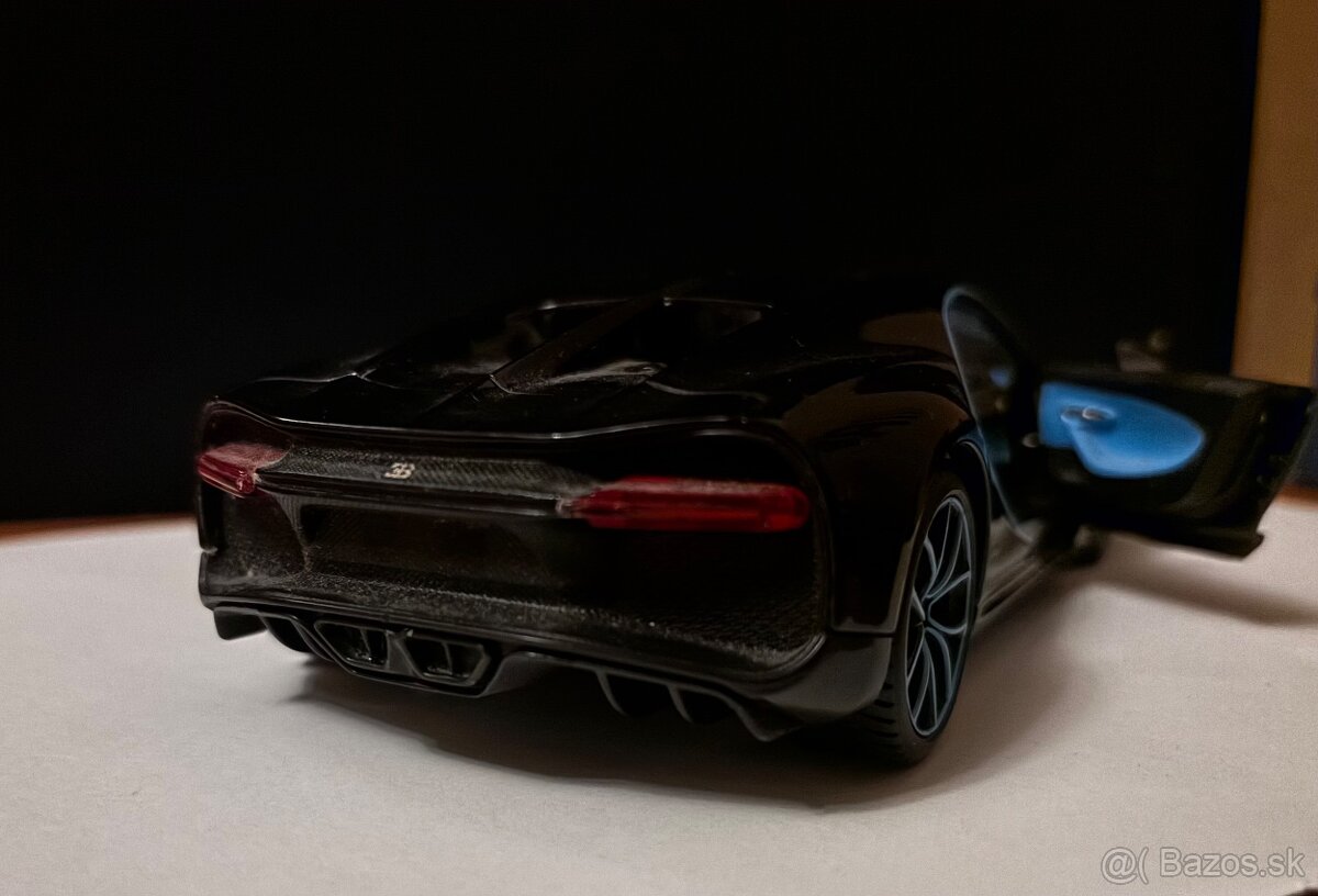 Predám model Bugatti chiron 1:24 - 3