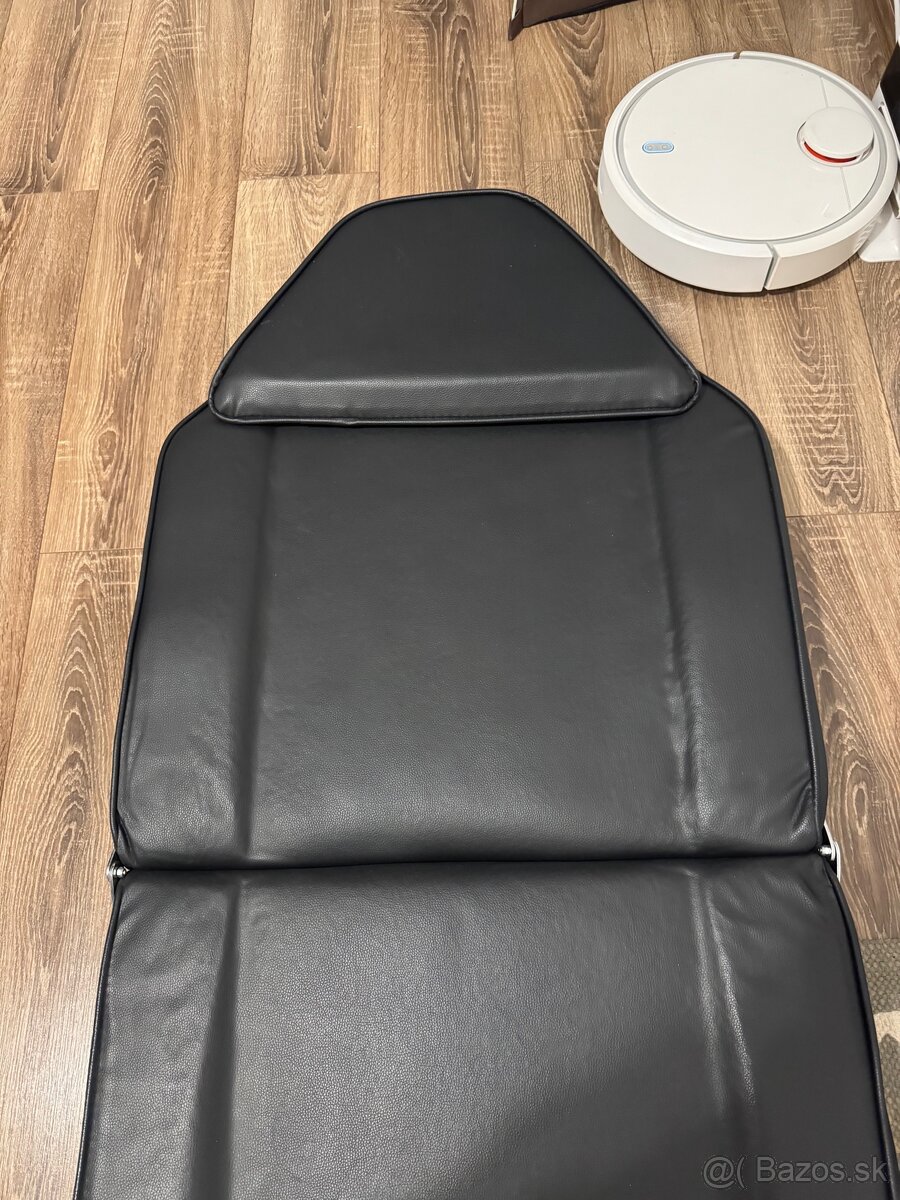 Predám čierne kozmetické kreslo - 3