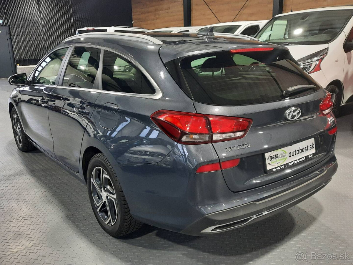 Hyundai i30 CW 1.6 CRDi Comfort - 3