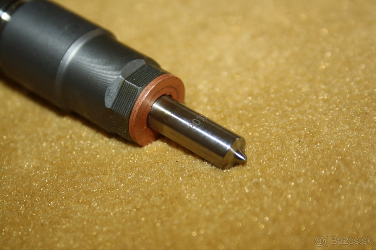 Trysky BOSCH 0445110743 BMW SK - 3