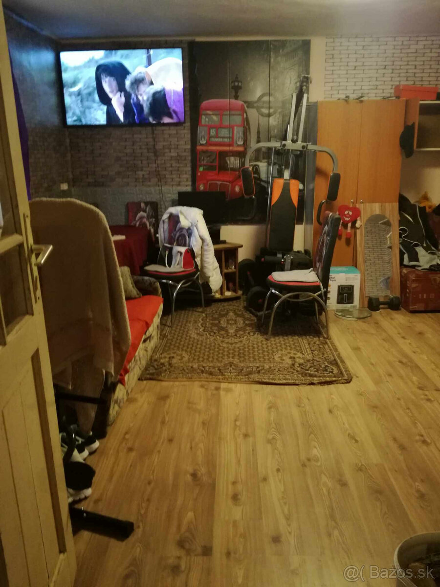 Ponúkame na predaj sedliacky dom - v obci Pácin - 3