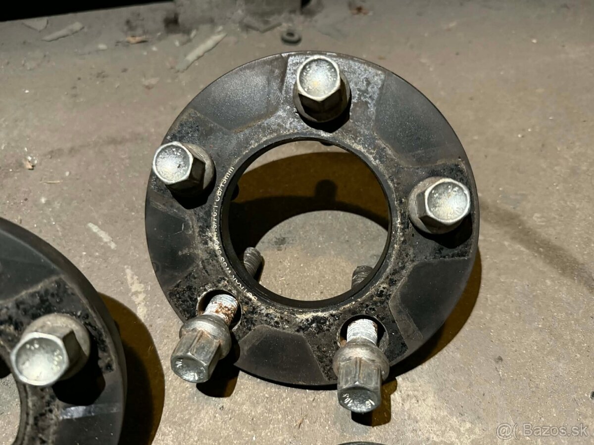 Rozširovacie podložky Botrak 15mm - 3