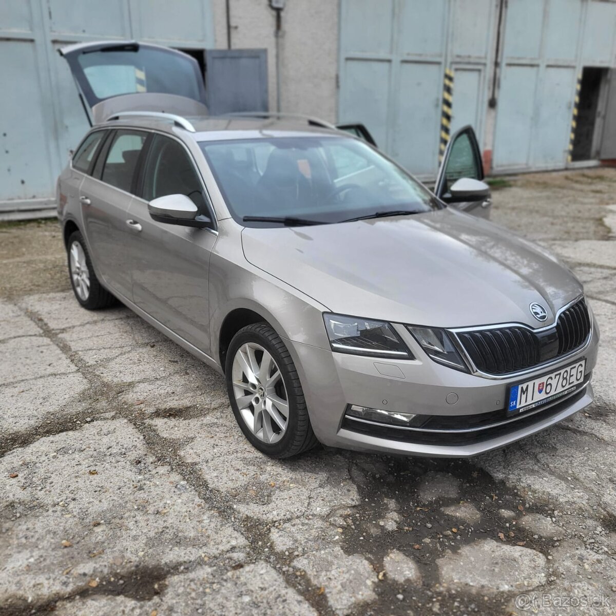 Škoda octavia combi 2.0 TDI Style - 3