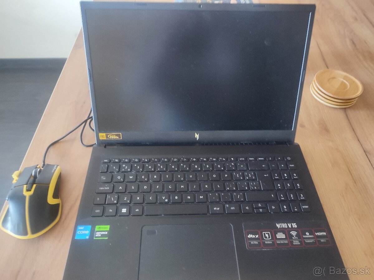 Predám notebook Acer Nitro v15 obsidian black - 3