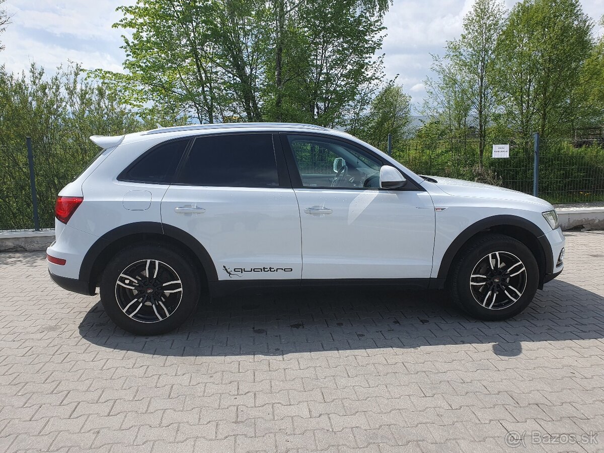 Predám Audi Q5 2,0tdi allroad paket - 3