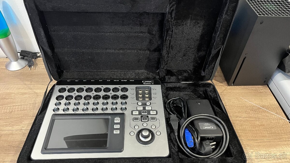 QSC TouchMix -TM16 - 3