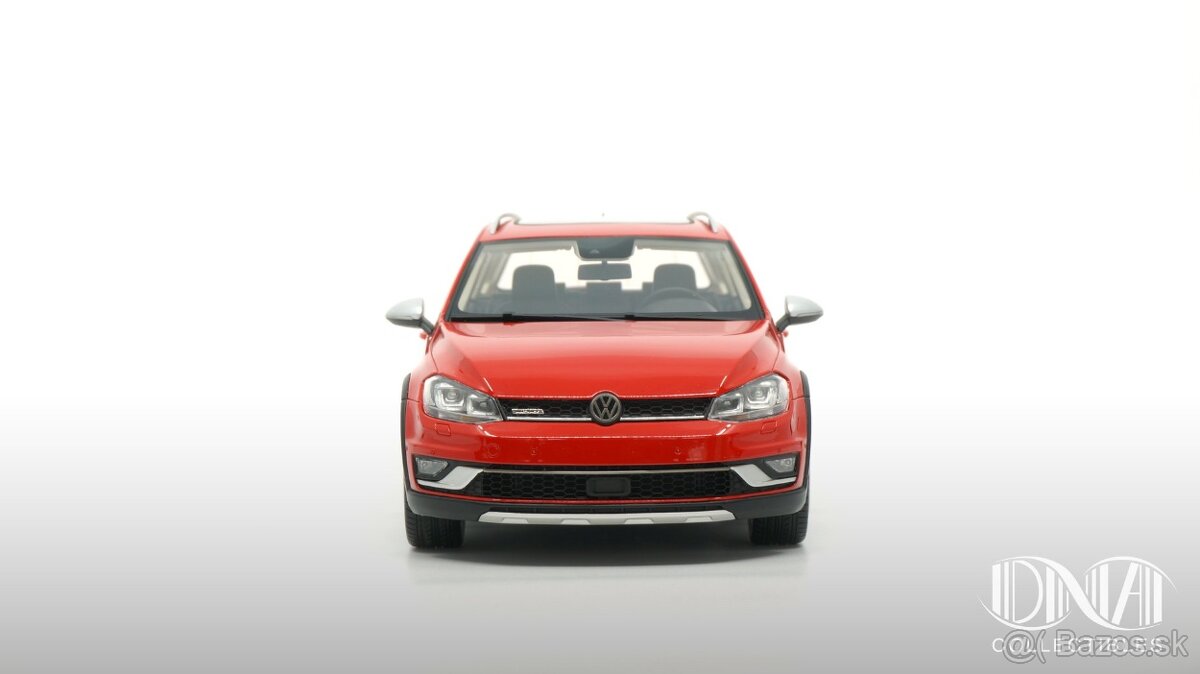 VOLKSWAGEN GOLF VIII - 1:18 DNA - 3