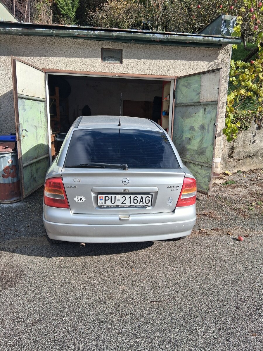 Opel astra 1,4 benzín - 3