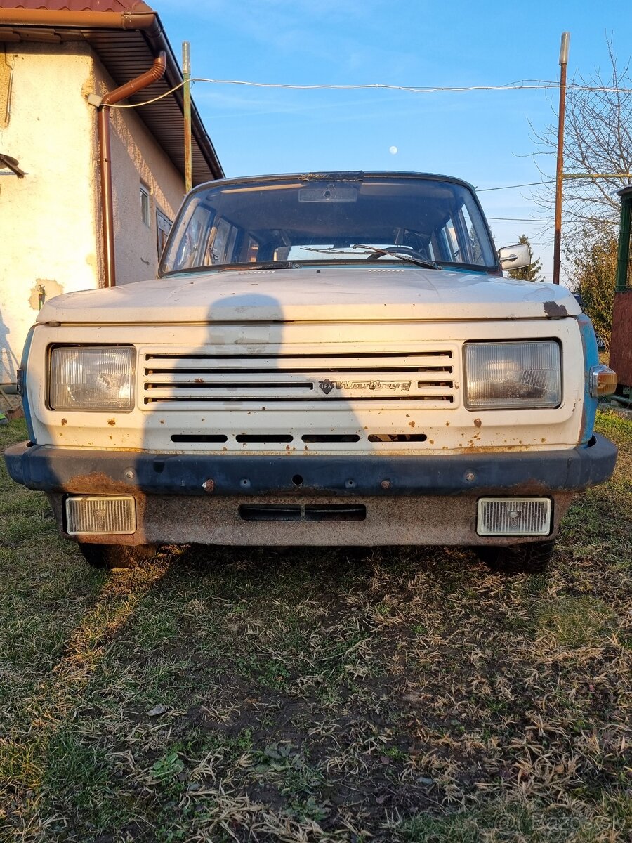 Wartburg 353 tourist - 3