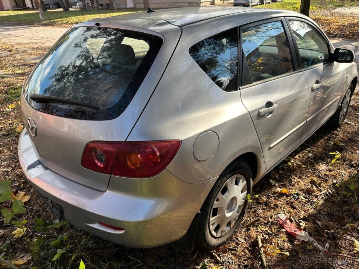 Rozpredám na diely Mazda 3 1.6 Z601 - 3
