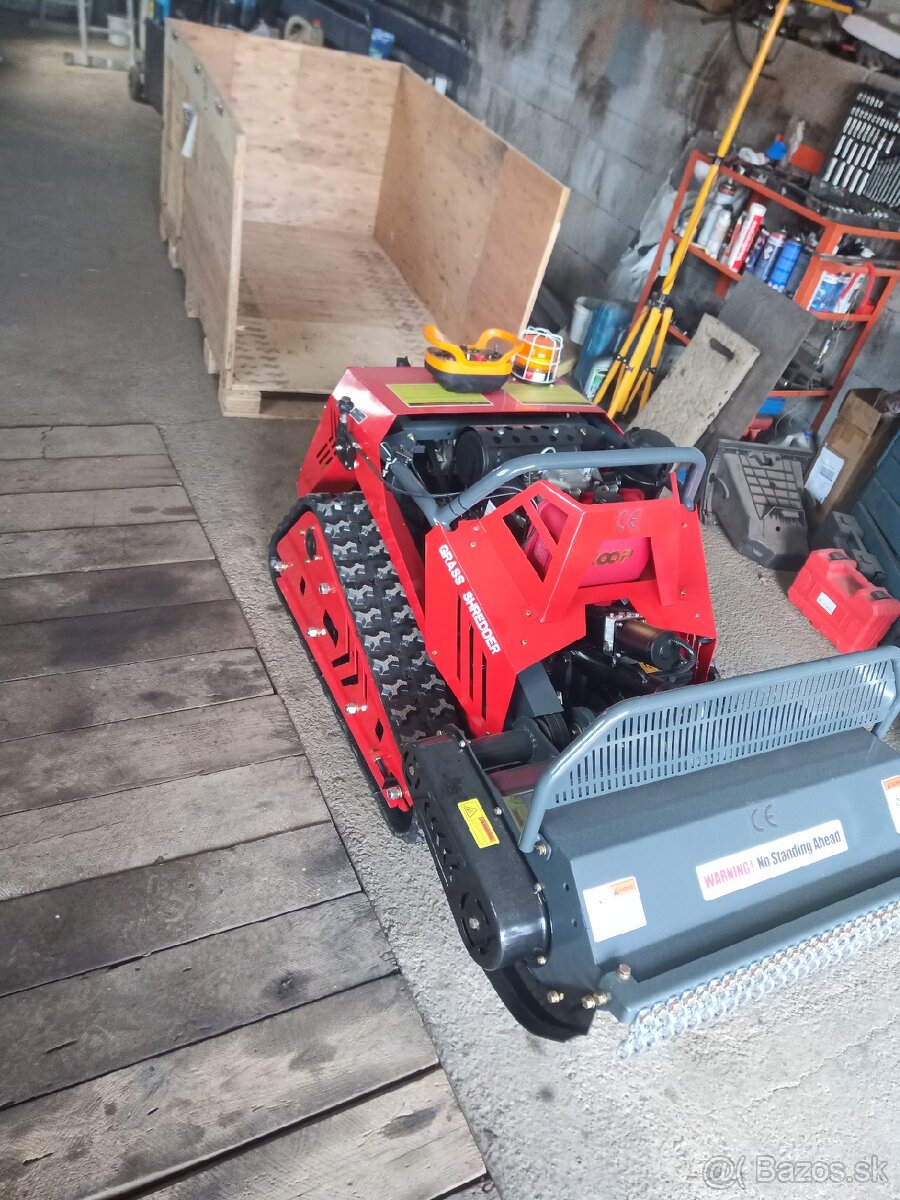 Svahová pásová cepová kosačka - mulčovač - 3