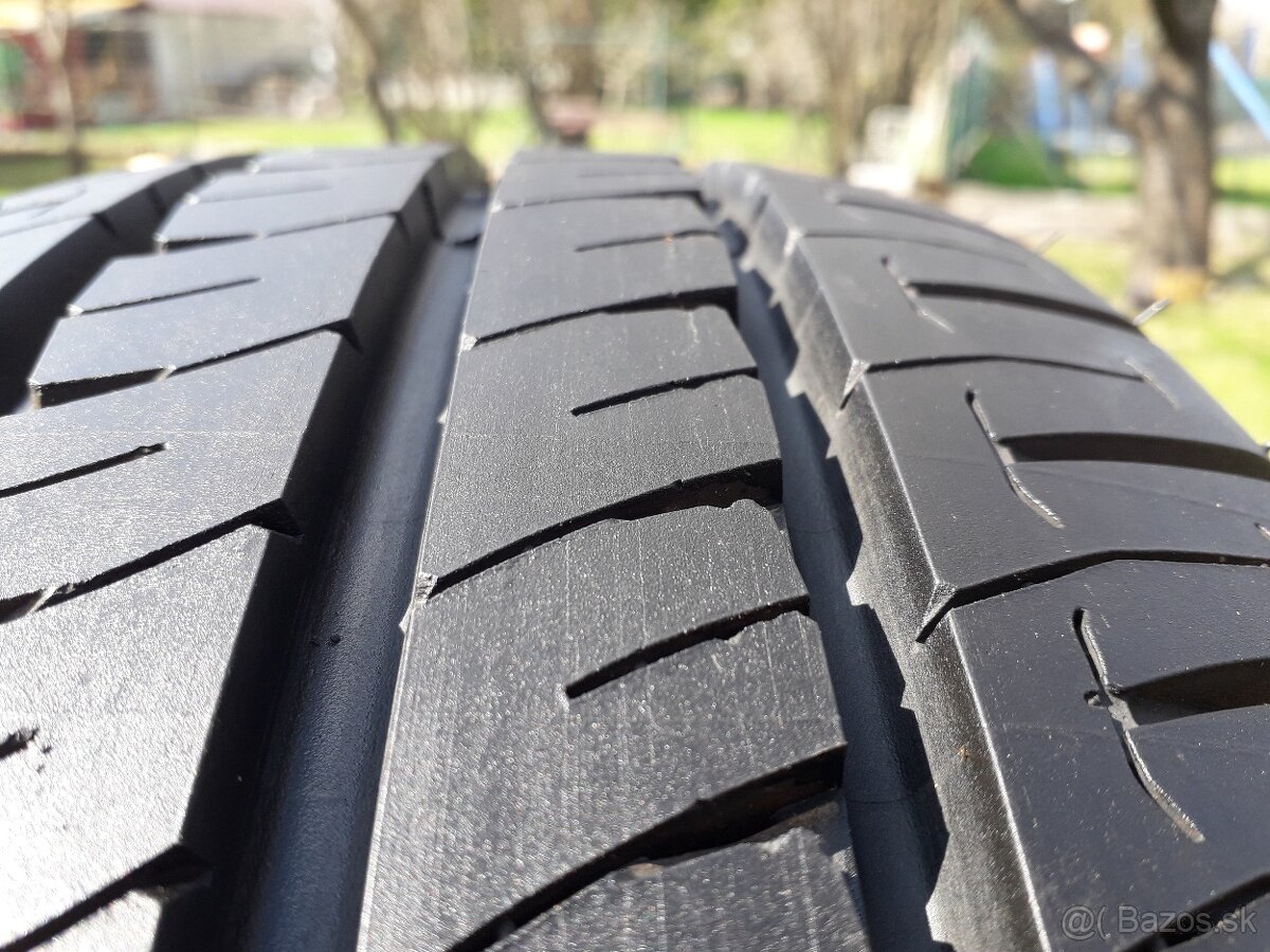 215/70 r15C letne pneu - 3