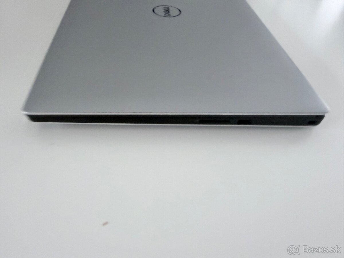 DELL Precision 5520 i7, 32GB RAM, 512 GB SSD - 3