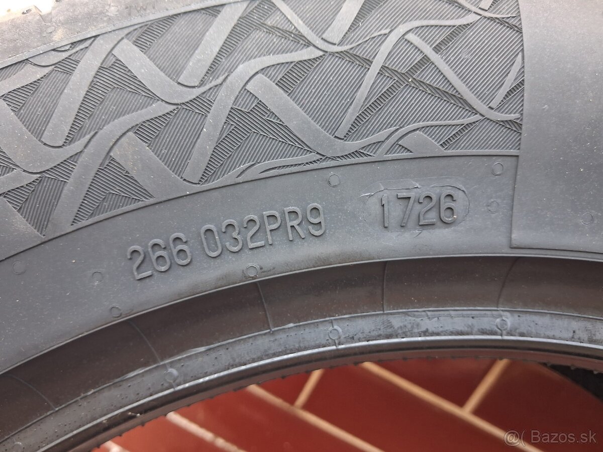 Predám disky+GUMY 225/55R17 ,5X108 - 3
