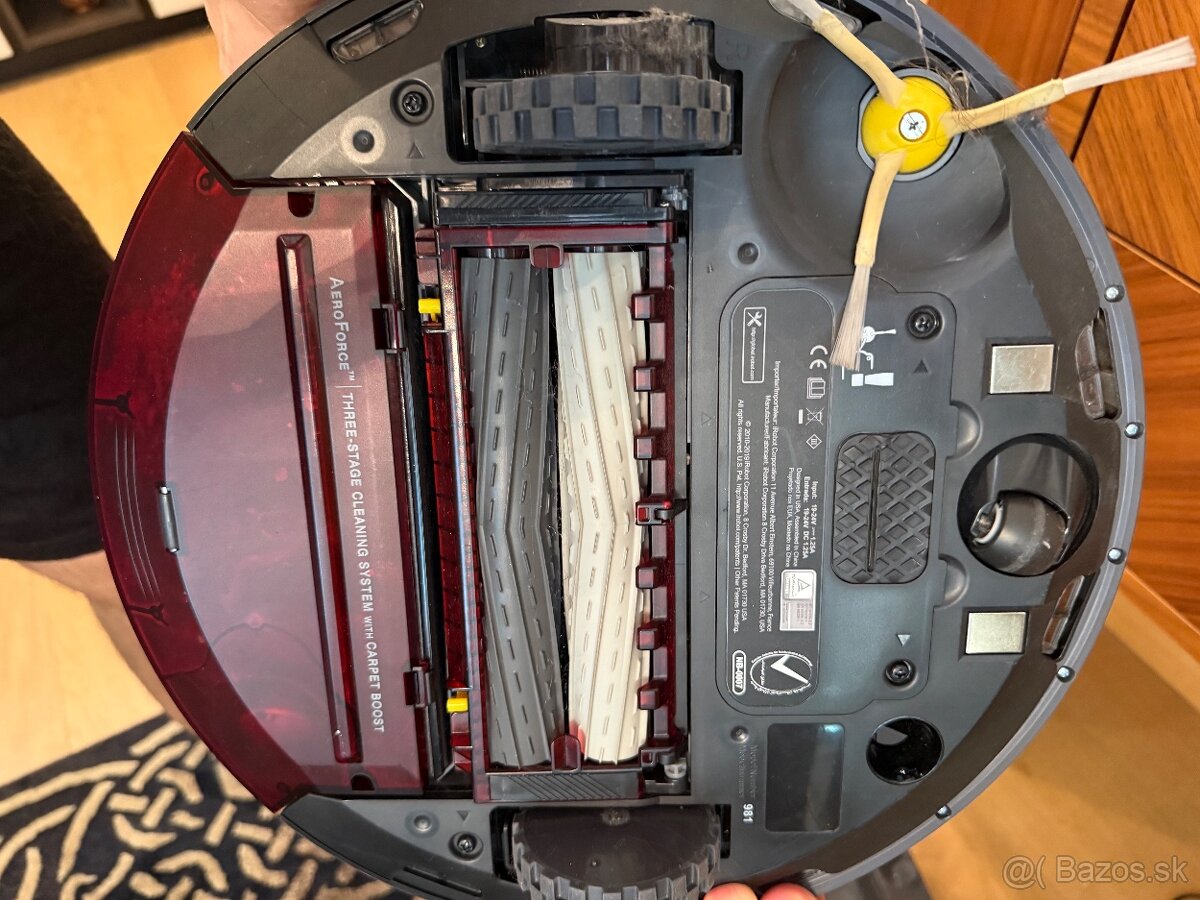 Robotický vysávač iRobot Roomba 981 (S krabicou a dokovacou - 3