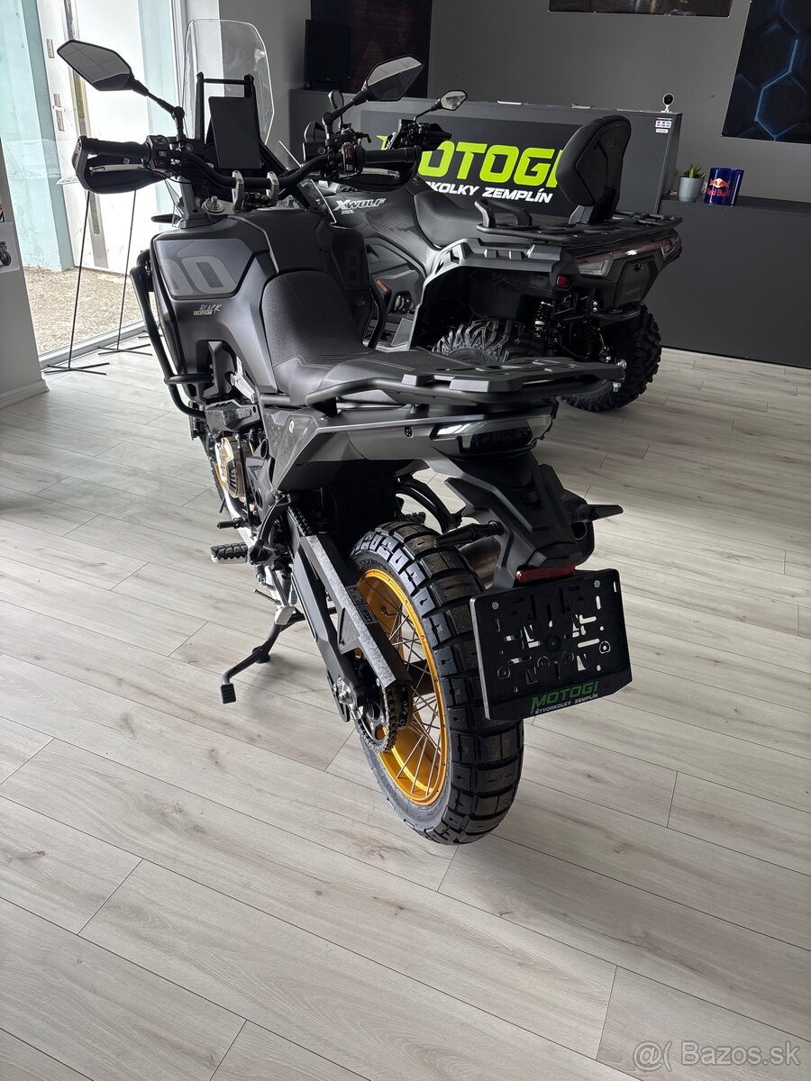 Voge 800 rally - 3