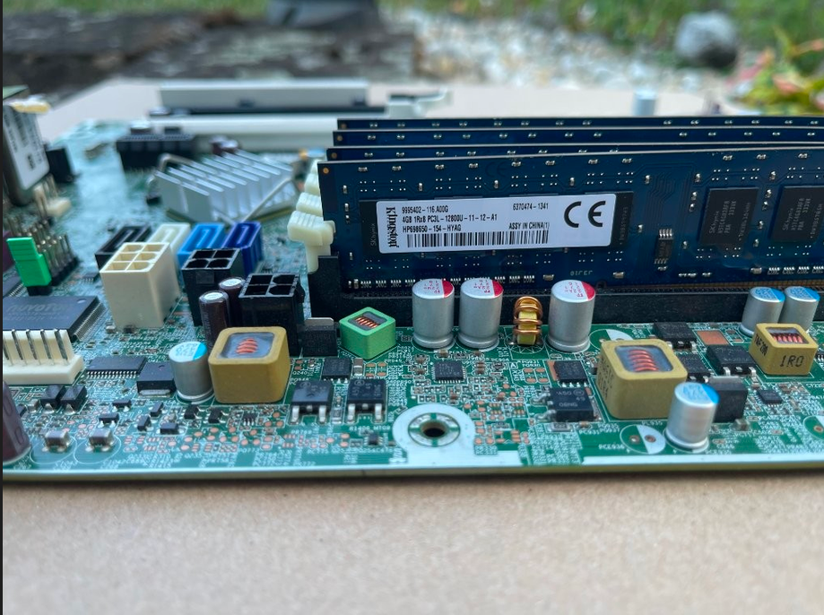 Matičná doska s CPU a RAM 16 GB - 3