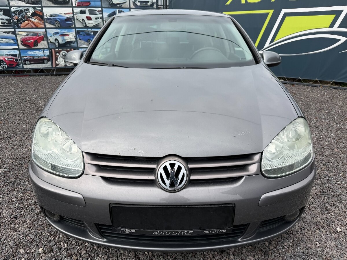Volkswagen Golf 1.6 FSI Trendline - 3