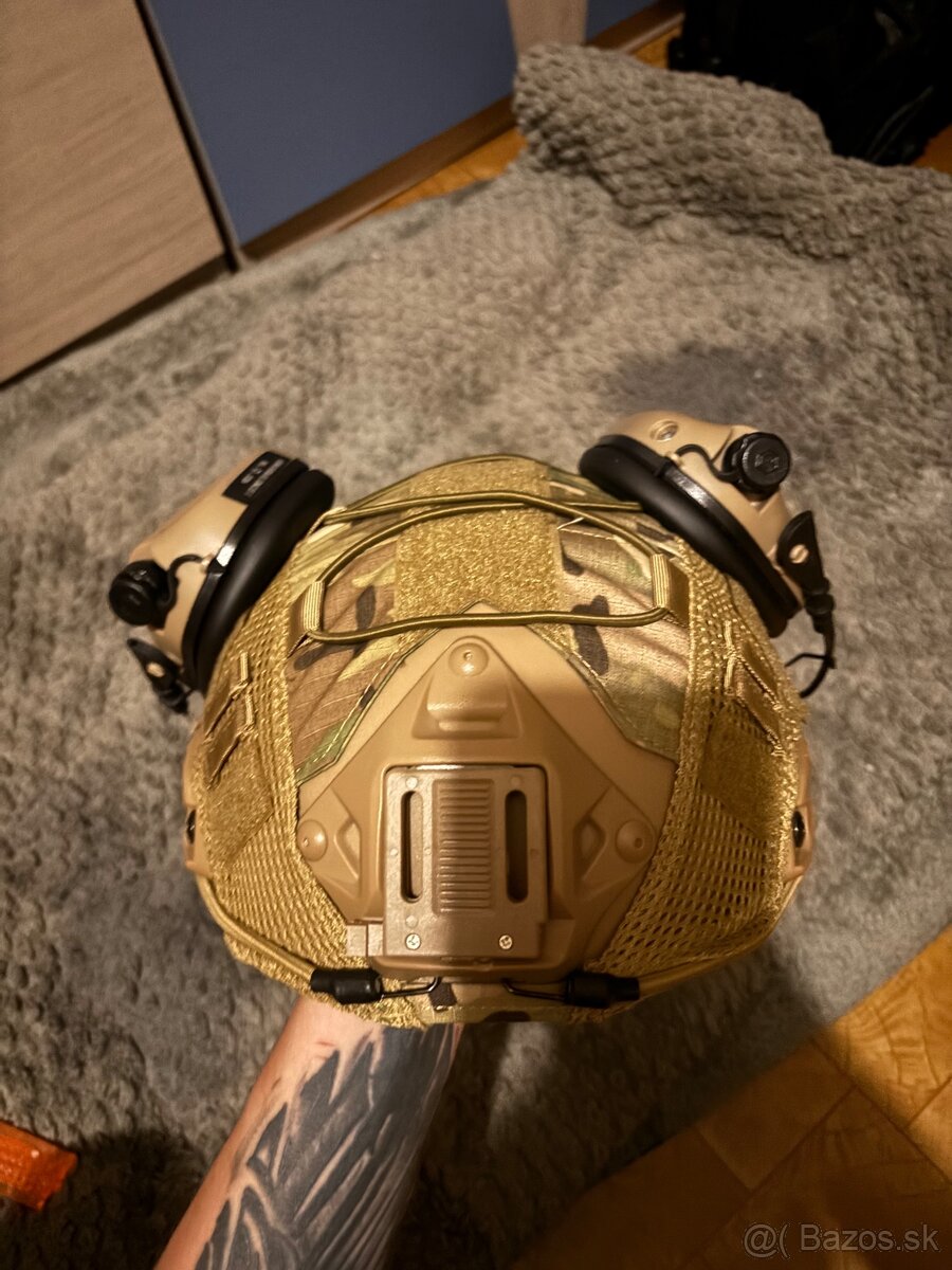 Taktická helma fast + earmor m31 - 3