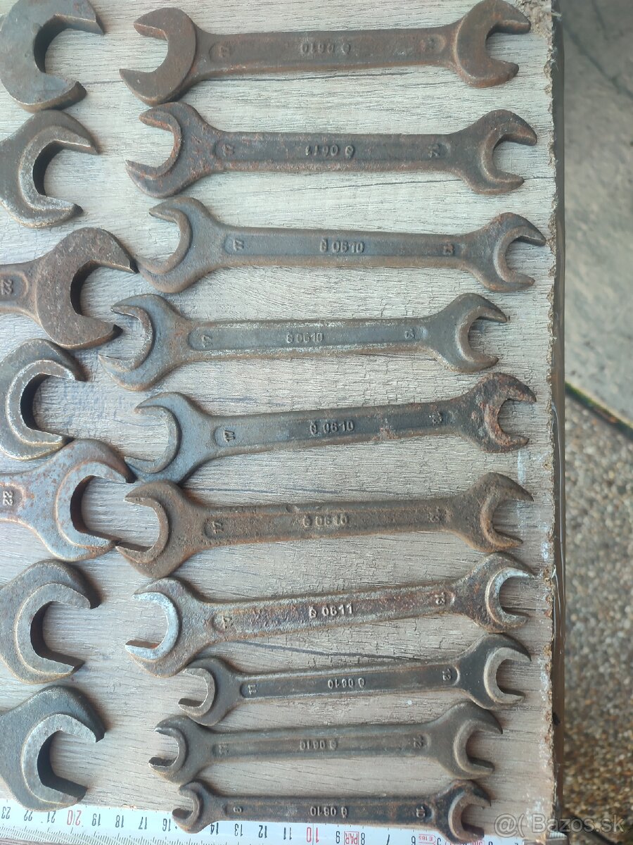 Staré Tona kľúče 24 ks spolu 75€ - 3