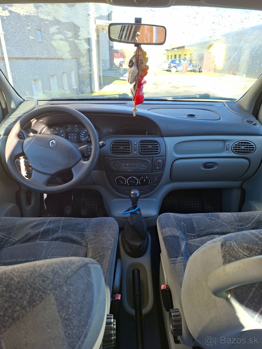Predám Renault Megan Scenic 1.9 dCi - 3