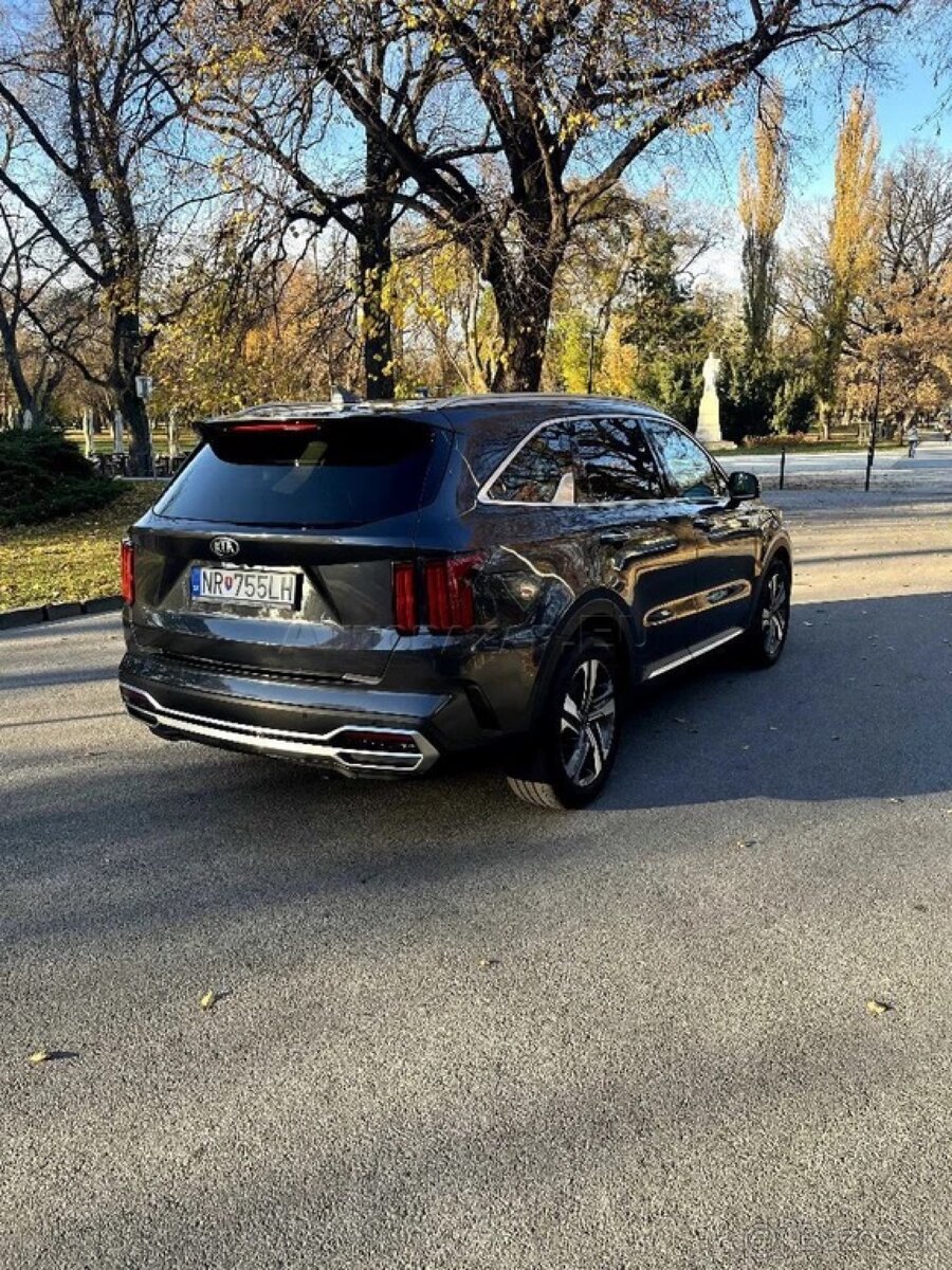 Kia Sorento 2.2 CRDi Gold 148kW202HP A8 - 3