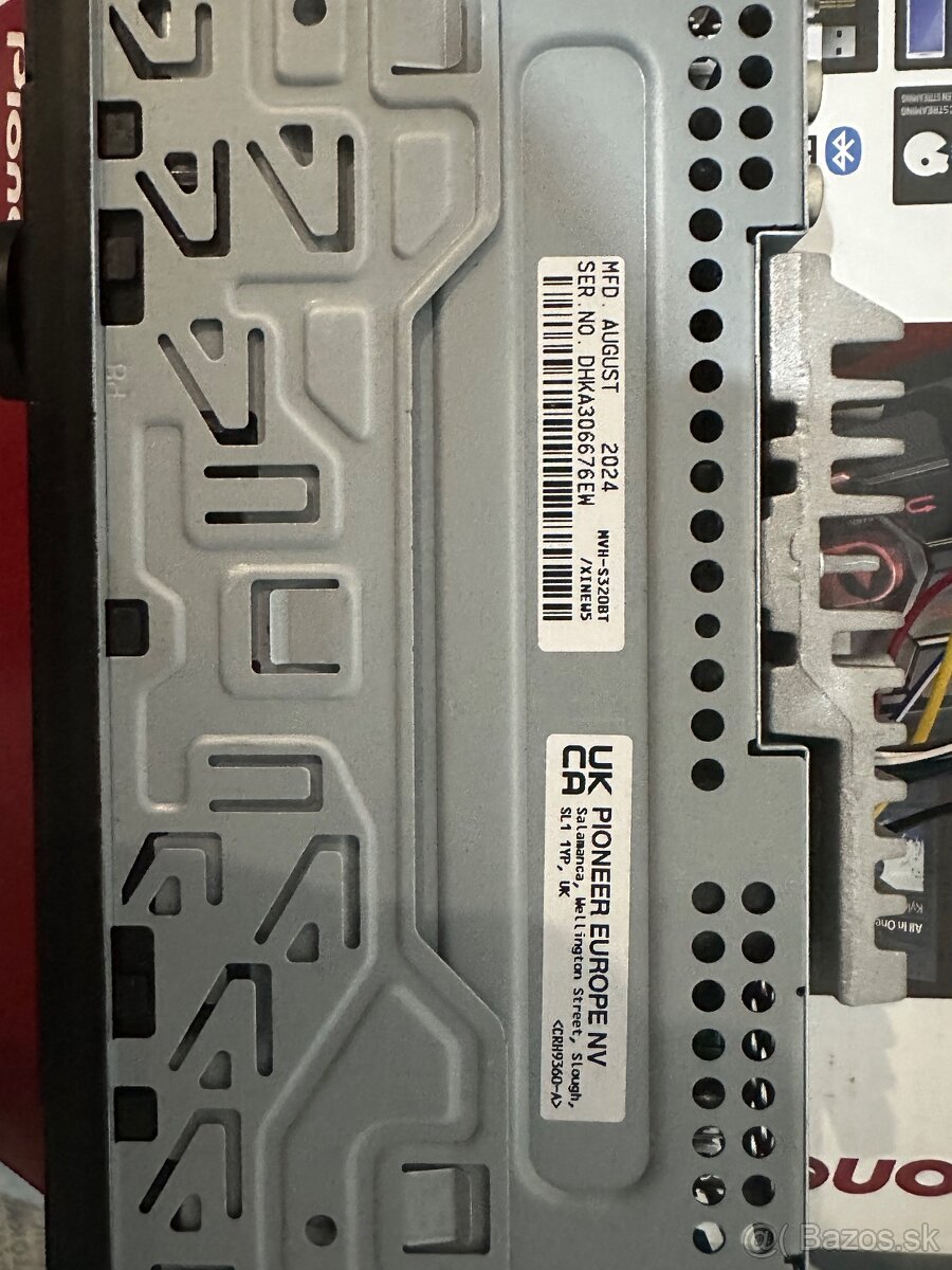 Pioneer MVH-S320BT - 3