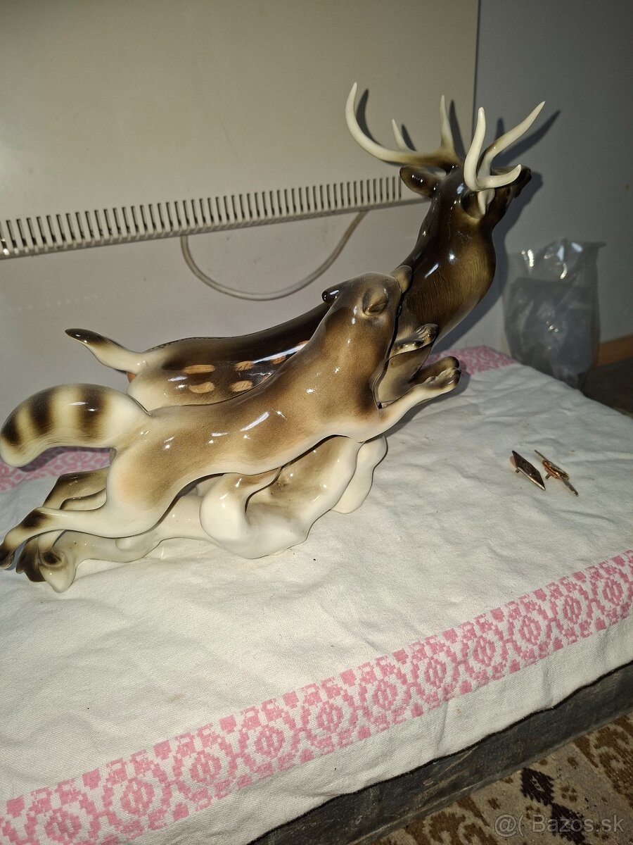 soška jeleňa s vlkom - 3