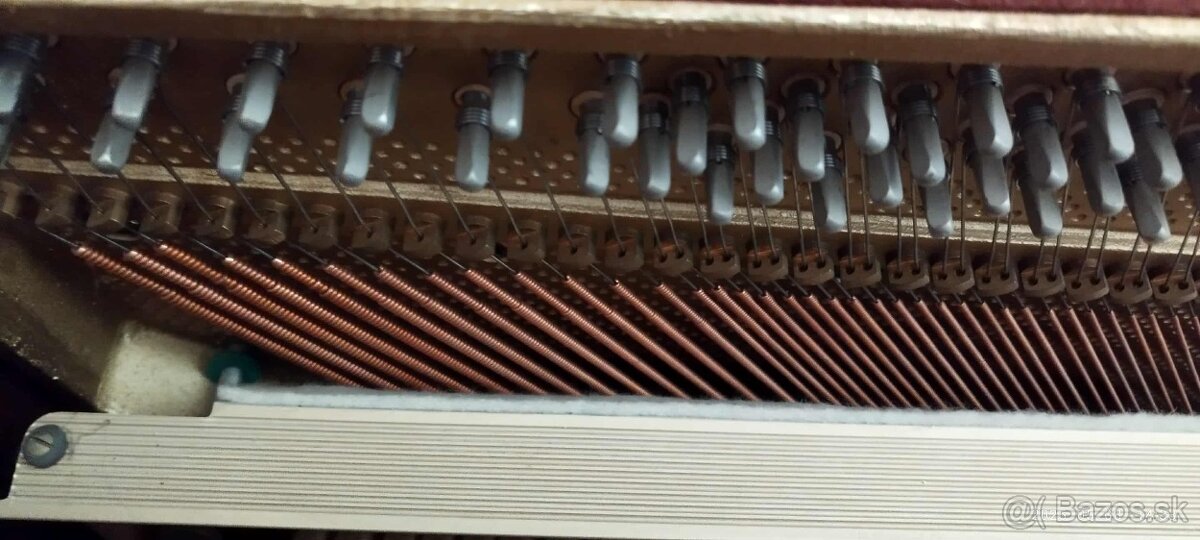 Pianino/klavír August Förster - 3