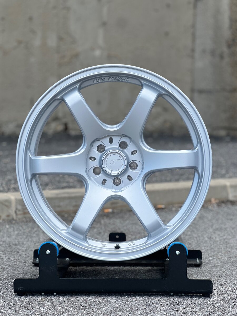 Disky Japan racing R18 SL03 5x100 - 3