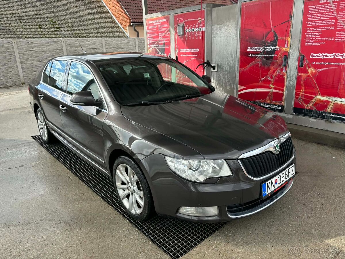 Skoda Superb 2.0 TDI DSG 125kw - 3
