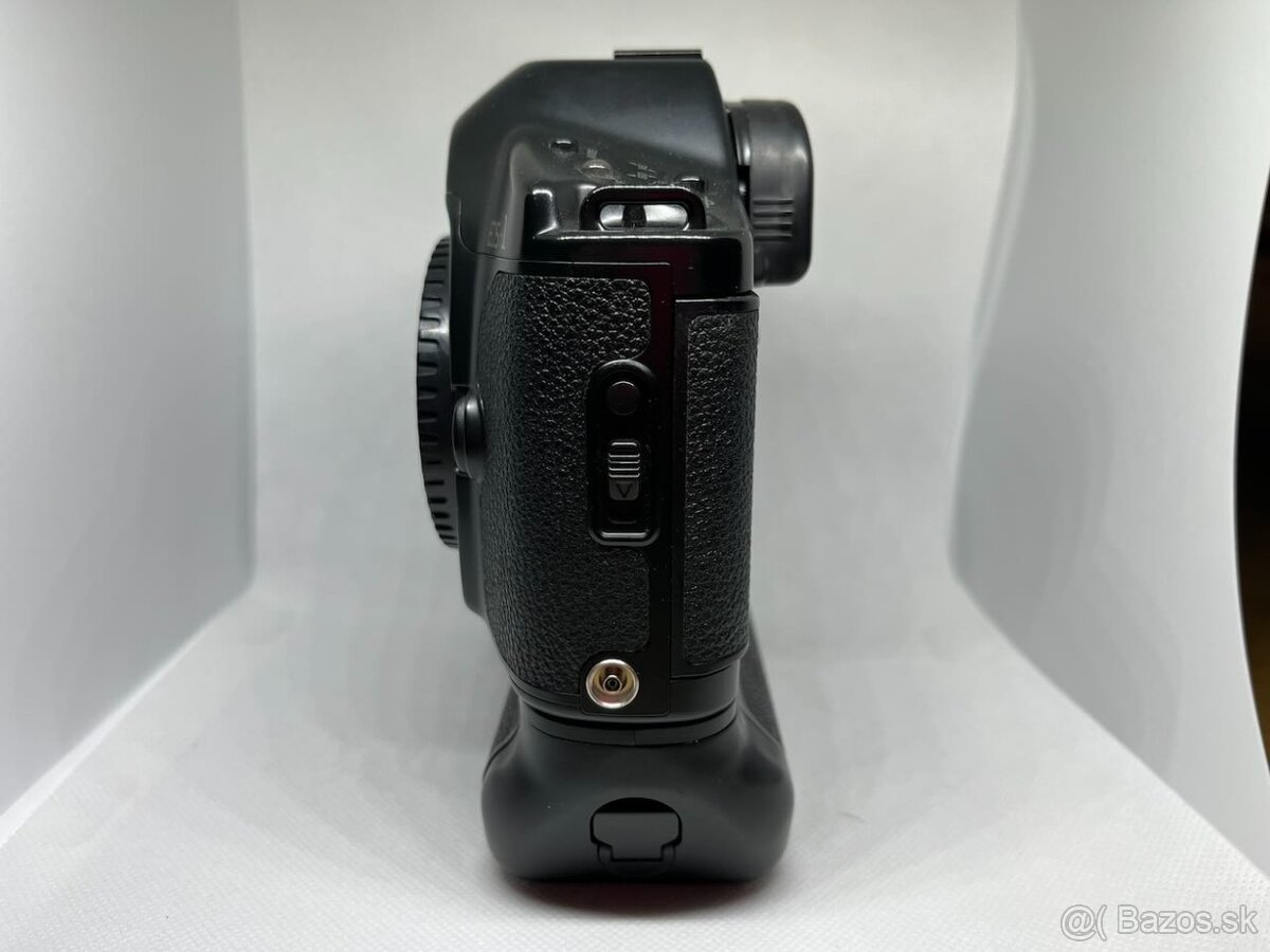 Canon EOS 1 HS - 3