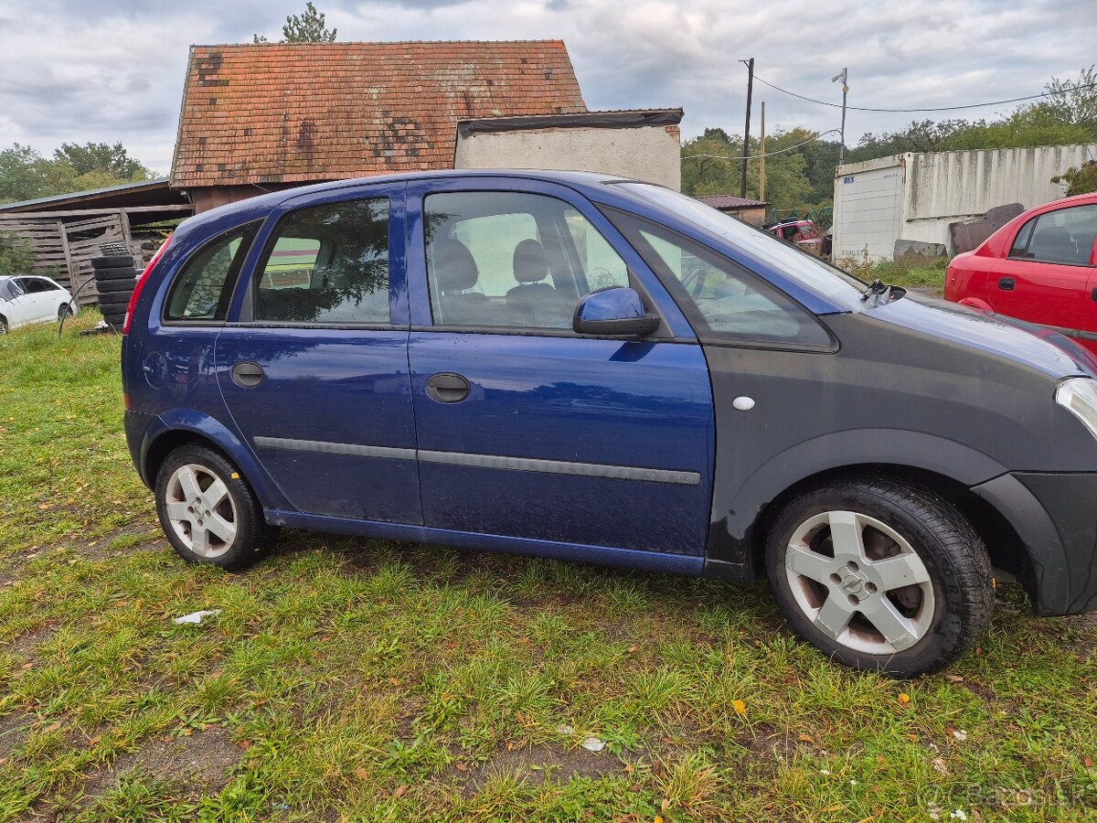 Opel meriva - 3