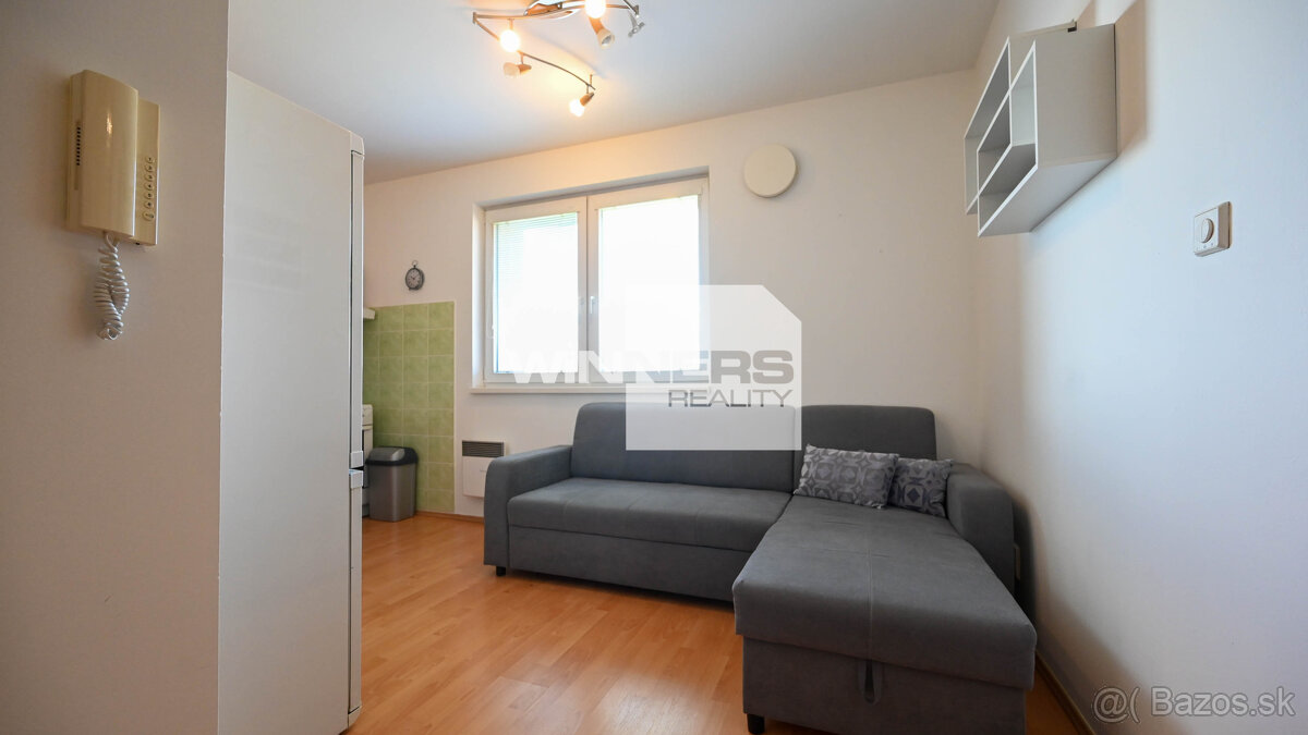 Predaj, 1-izbový byt 32 m² + parkovacie miesto, Šelpice, Trn - 3