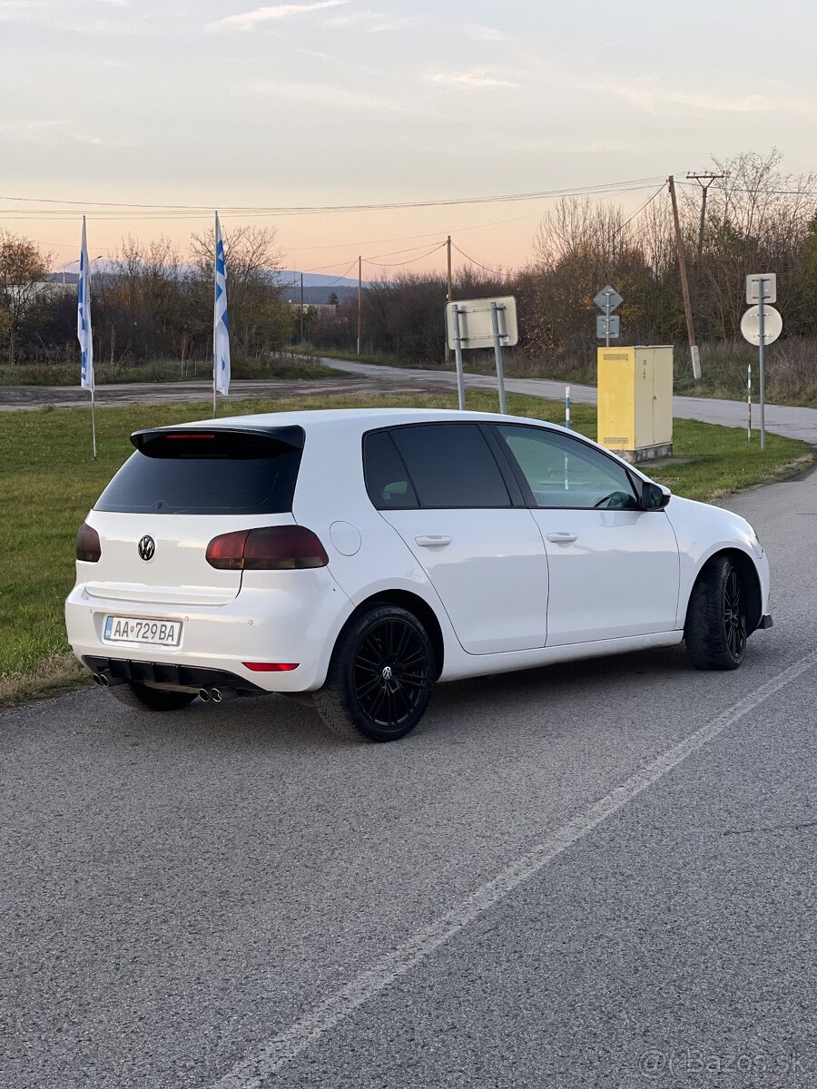 Volkswagen Golf 2.0 CrTDI 103 kW - 3