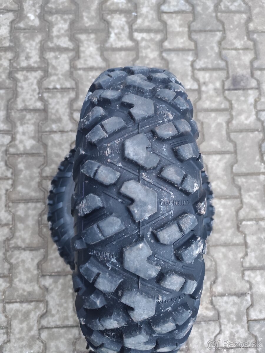 Pneu na štvorkolku - 3
