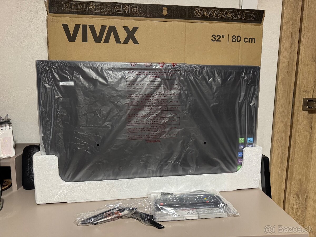 Televizor LED TV Vivax - 3