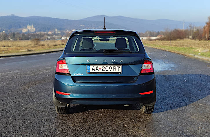 Škoda Fabia 1.0 MPI 60k Team - 3
