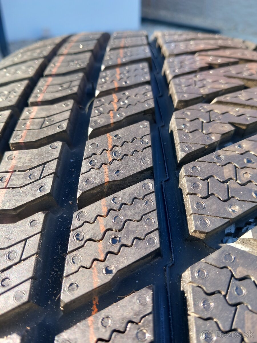 255/55 r19 zimné pneumatiky 2 ks - 3