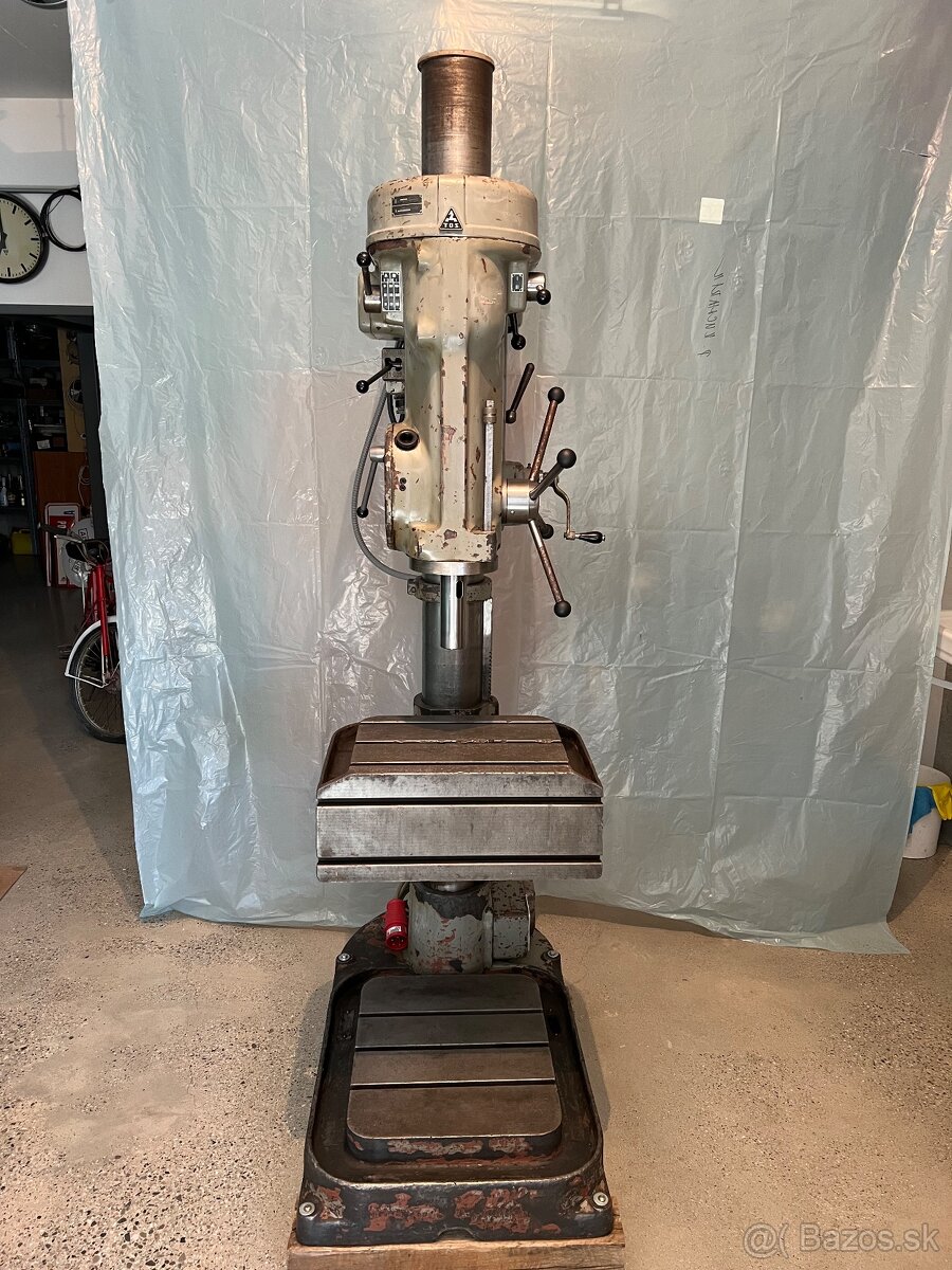 Vŕtačka stĺpová VS32 - 3