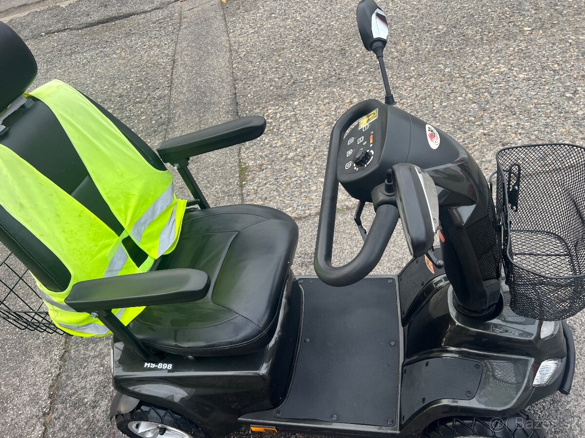 Elekrické voziky pre dôchotcov a imobilných - 3