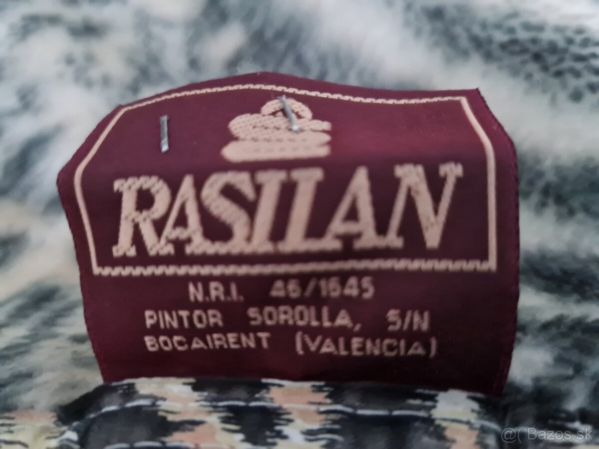 Predám 2 luxusné deky na dvojposteľ - 3