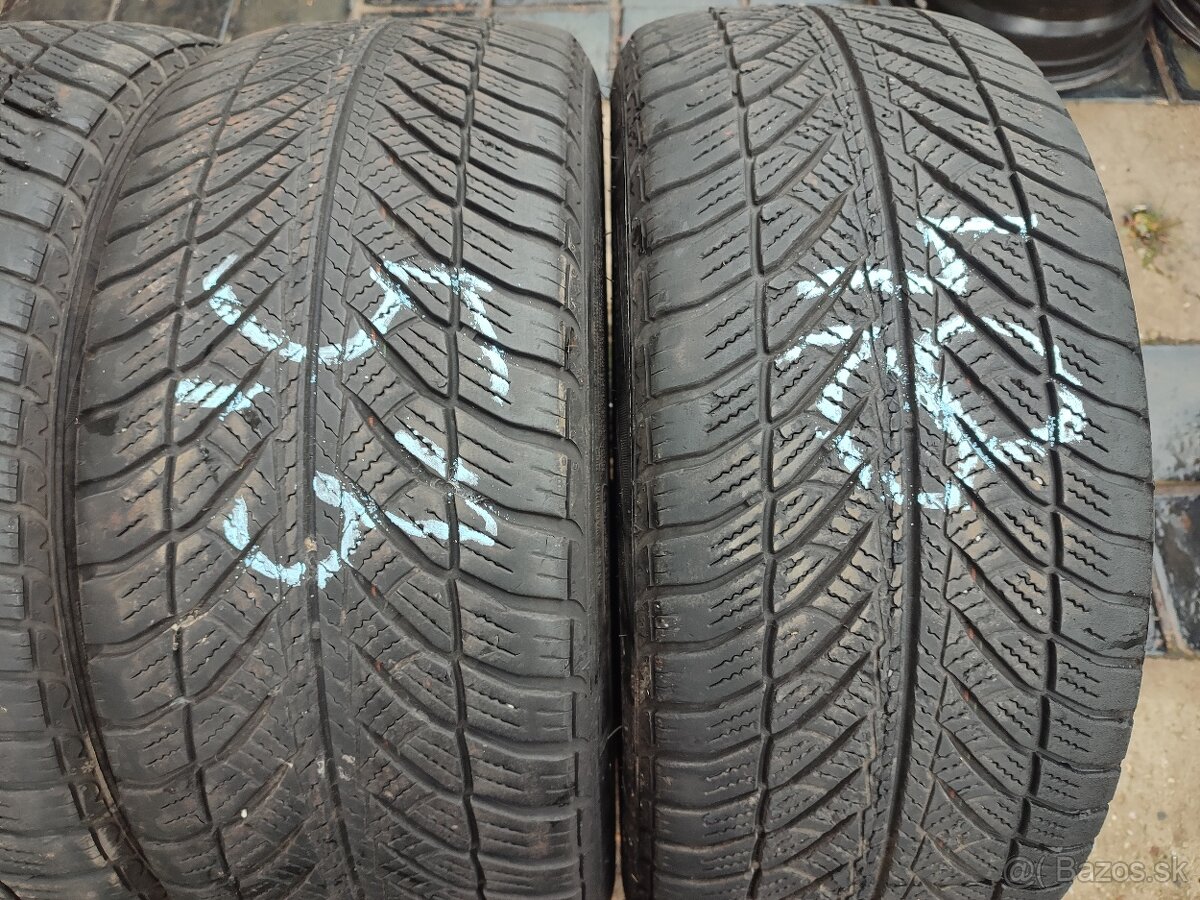 245/45 R18 Goodyear RSC - 3