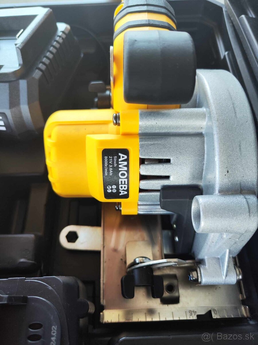 Bezuhlíková elektrická ponorná píla / maflík / 1000W 125mm - 3