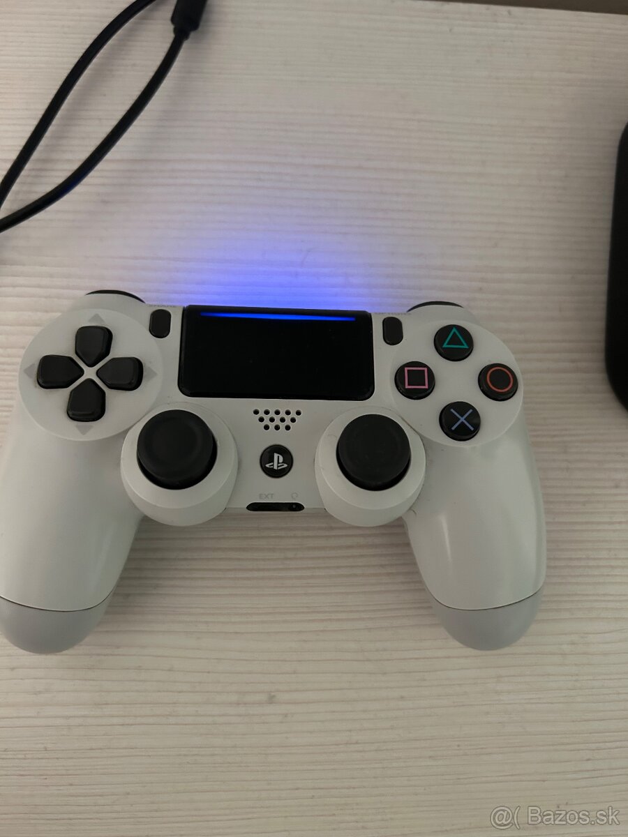 Ps4 slim(500 GB) - 3