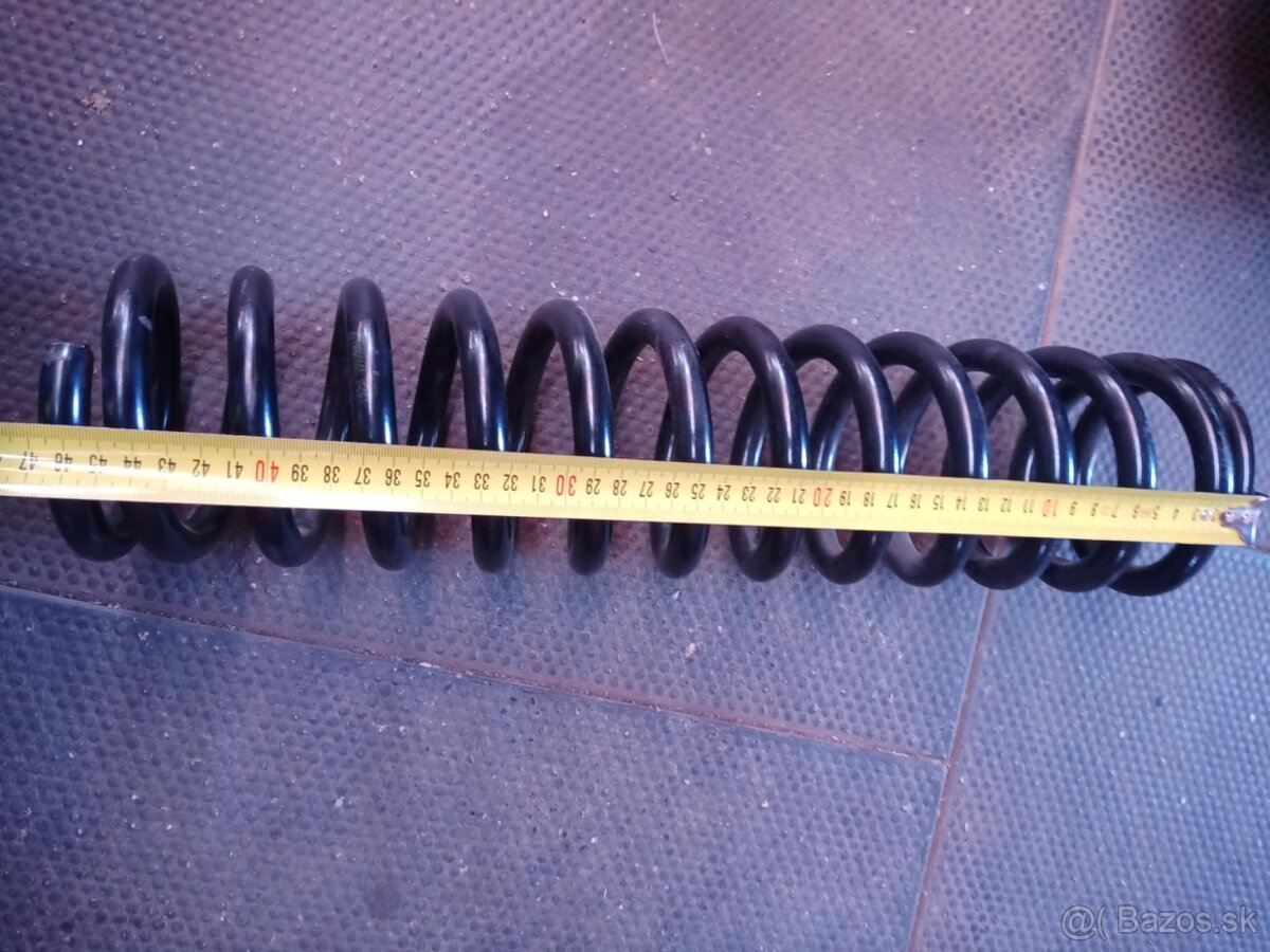 Pružiny MERCEDES-BENZ W123 - 3