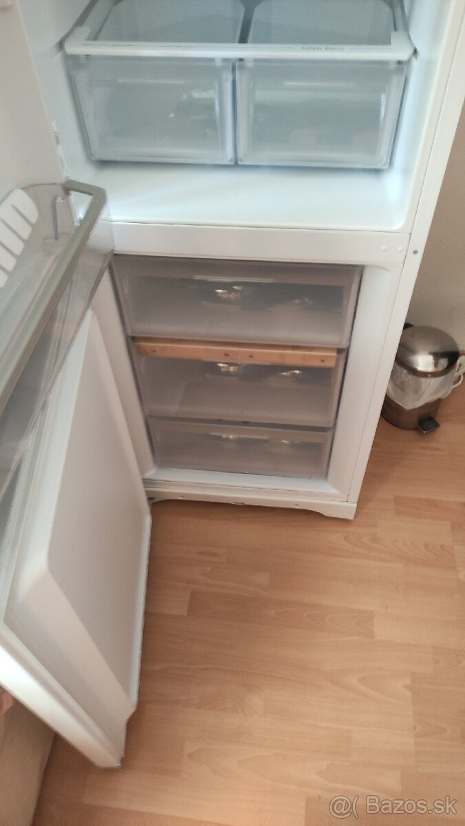 Hotpoint Ariston - 3