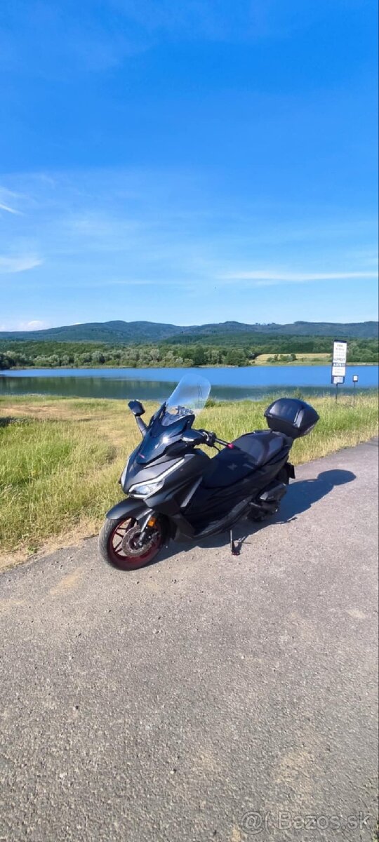 Honda Forza 125 Special Edition - 3