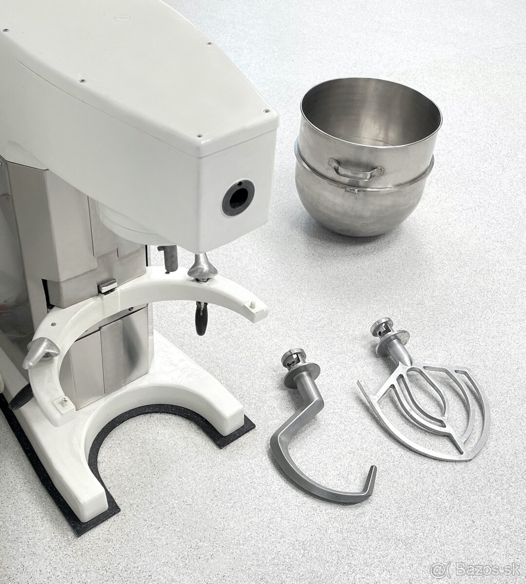 ROBOT ALBA RE22 - 3
